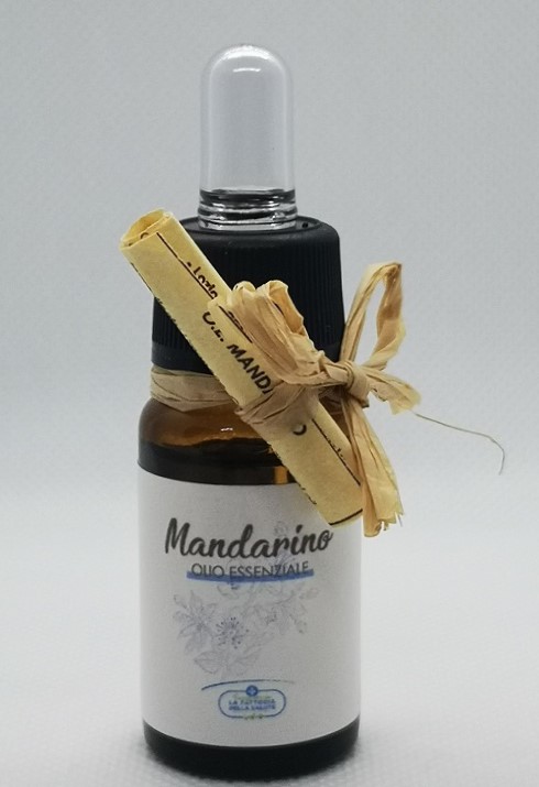 OLIO ESSENZIALE MANDARINO SICILIA 10 ML - Parafarmacia la Fattoria della Salute S.n.c. di Delfini Dott.ssa Giulia e Marra Dott.ssa Michela