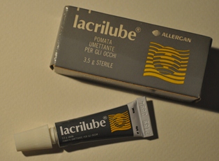 LACRILUBE*UNG OFT 3,5G - Parafarmacia la Fattoria della Salute S.n.c. di Delfini Dott.ssa Giulia e Marra Dott.ssa Michela